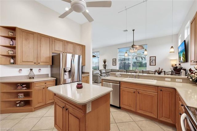 3201 Brookeview CT, Naples, FL 34120
