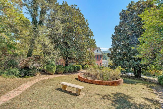 1100 McCormick BLVD, Clifton Forge, VA 24422