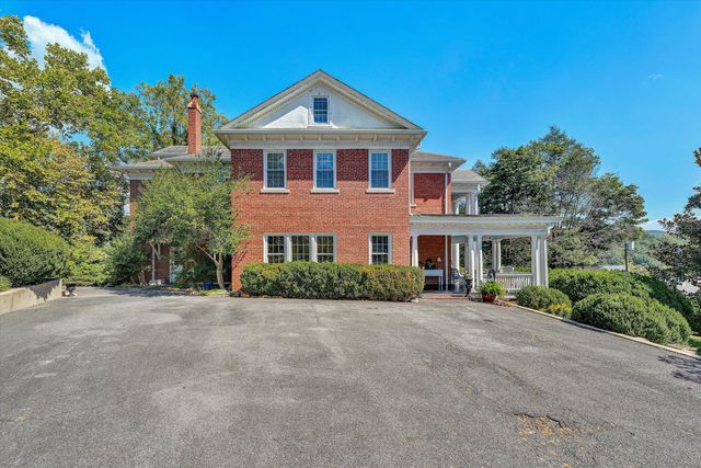 1100 McCormick BLVD, Clifton Forge, VA 24422