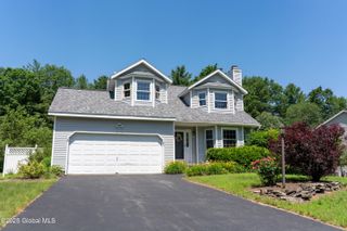 21 Fairmount Drive, Wilton, NY 12831