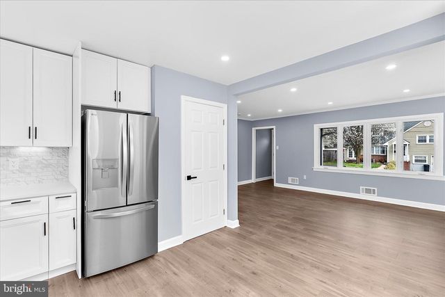 307 OXFORD DR, Glen Burnie, MD 21061