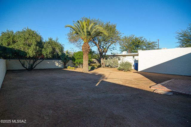 3457 E Cody Street, Tucson, AZ 85716