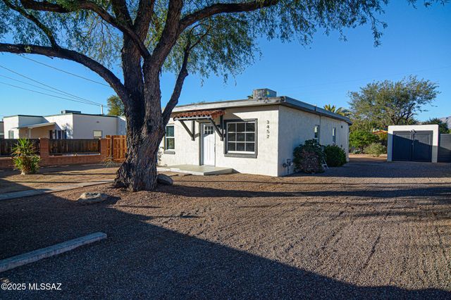 3457 E Cody Street, Tucson, AZ 85716