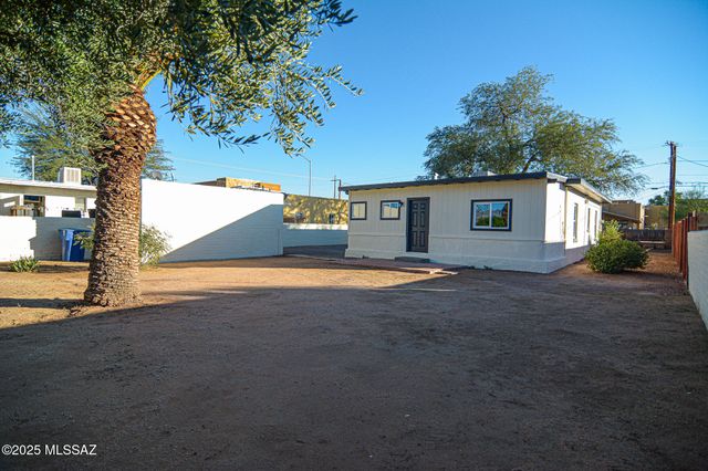3457 E Cody Street, Tucson, AZ 85716
