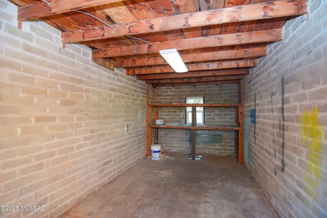 3457 E Cody Street, Tucson, AZ 85716