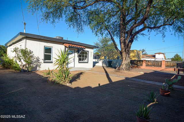 3457 E Cody Street, Tucson, AZ 85716
