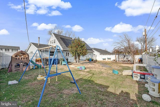 15 GAYLORD CIR, Willingboro, NJ 08046