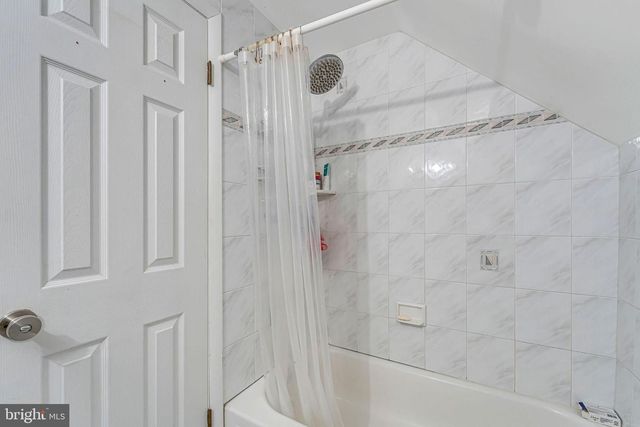 15 GAYLORD CIR, Willingboro, NJ 08046