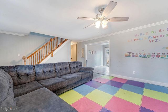 15 GAYLORD CIR, Willingboro, NJ 08046