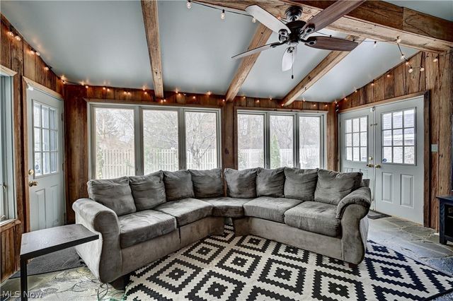 186 S Main Street, Hudson, OH 44236