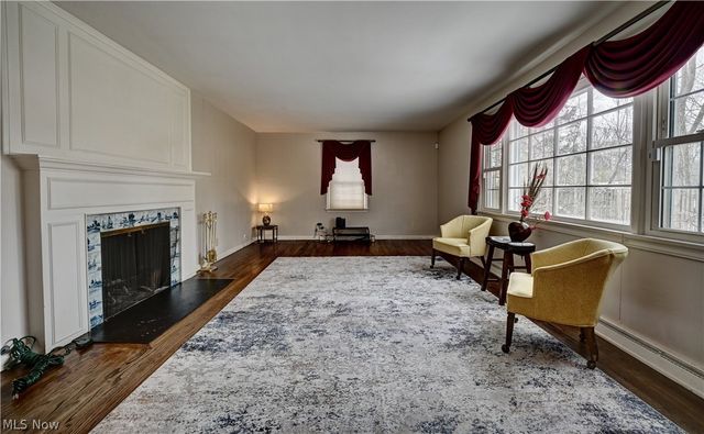 186 S Main Street, Hudson, OH 44236