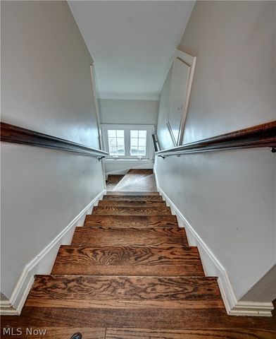 186 S Main Street, Hudson, OH 44236
