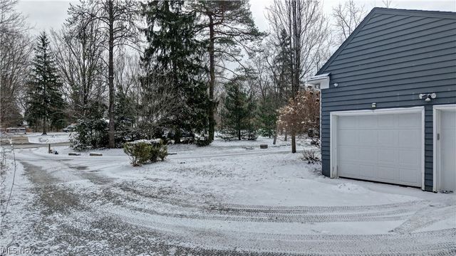 186 S Main Street, Hudson, OH 44236