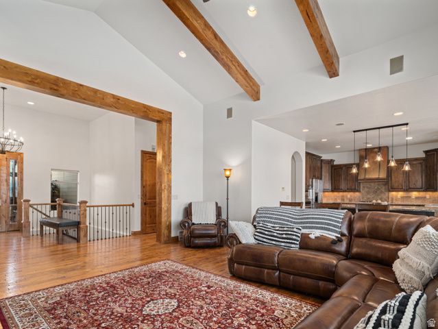 946 S MEADOW LARK LN, Huntsville, UT 84317