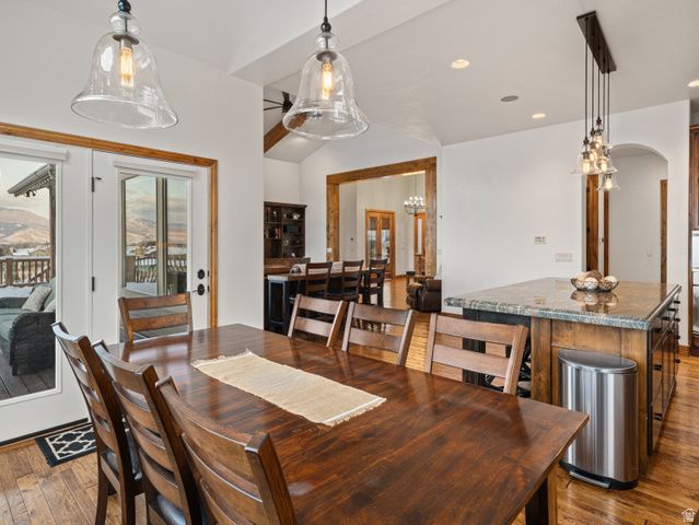 946 S MEADOW LARK LN, Huntsville, UT 84317