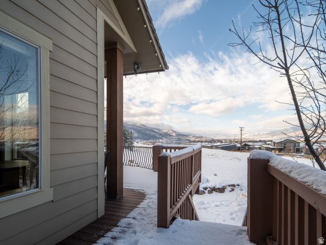 946 S MEADOW LARK LN, Huntsville, UT 84317