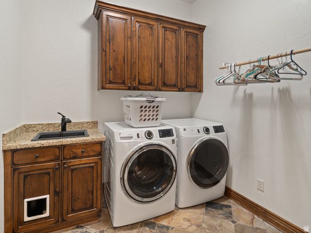 946 S MEADOW LARK LN, Huntsville, UT 84317