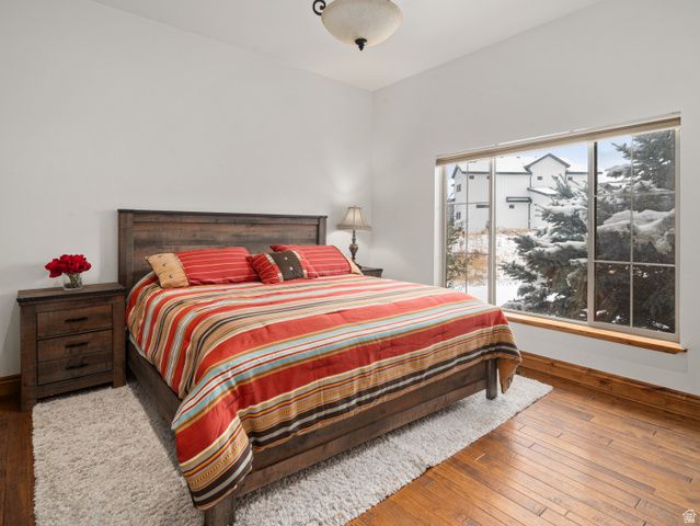 946 S MEADOW LARK LN, Huntsville, UT 84317