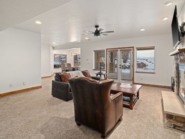 946 S MEADOW LARK LN, Huntsville, UT 84317