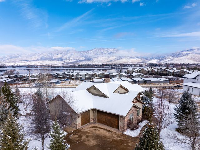 946 S MEADOW LARK LN, Huntsville, UT 84317