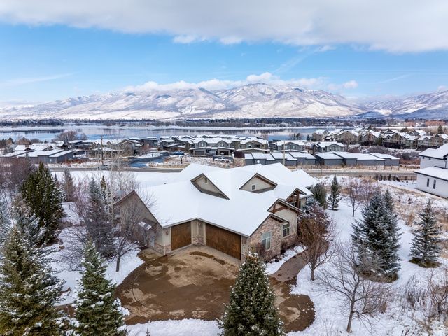 946 S MEADOW LARK LN, Huntsville, UT 84317
