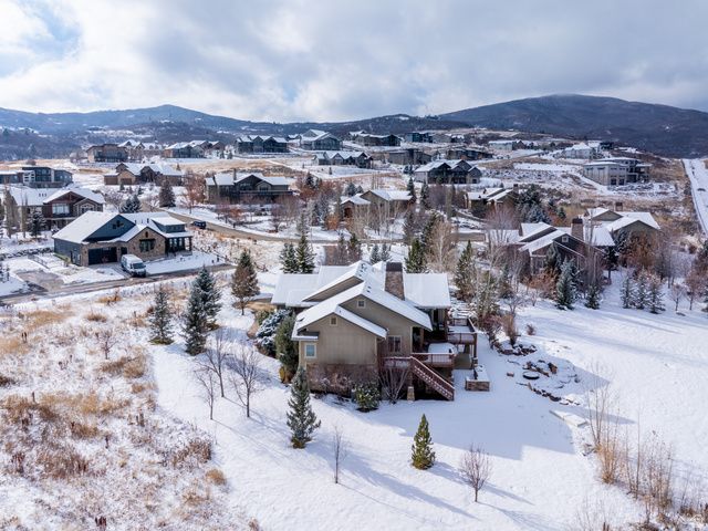 946 S MEADOW LARK LN, Huntsville, UT 84317