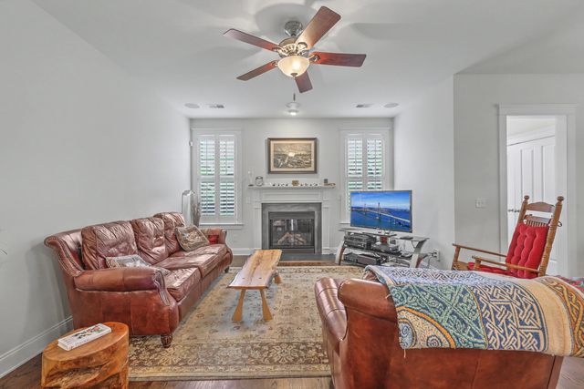 1279 Appling Drive, Mount Pleasant, SC 29464