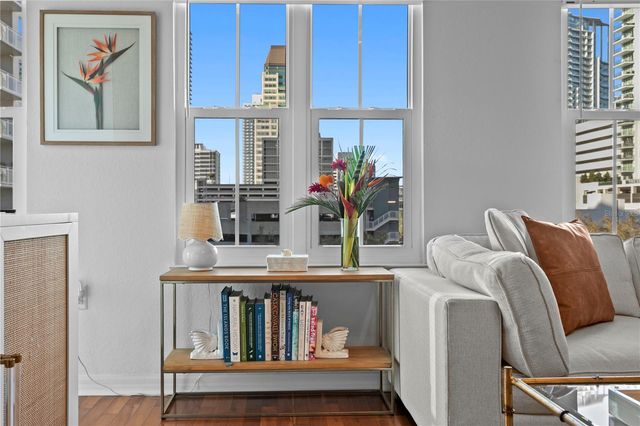 200 4TH AVENUE S 401, St Petersburg, FL 33701