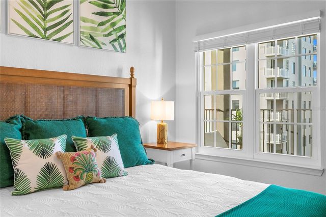 200 4TH AVENUE S 401, St Petersburg, FL 33701