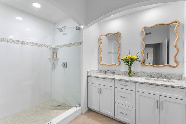 200 4TH AVENUE S 401, St Petersburg, FL 33701