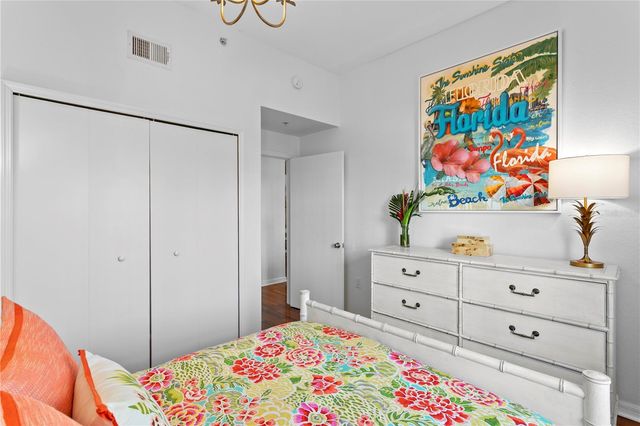 200 4TH AVENUE S 401, St Petersburg, FL 33701