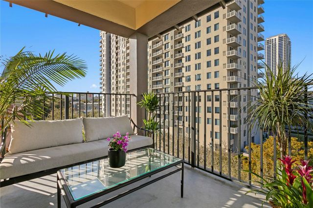 200 4TH AVENUE S 401, St Petersburg, FL 33701