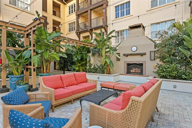 200 4TH AVENUE S 401, St Petersburg, FL 33701