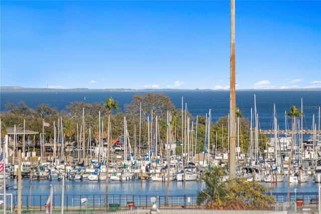 200 4TH AVENUE S 401, St Petersburg, FL 33701