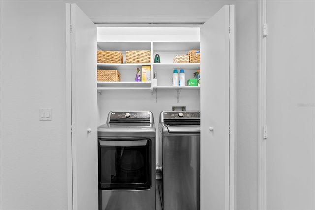 200 4TH AVENUE S 401, St Petersburg, FL 33701