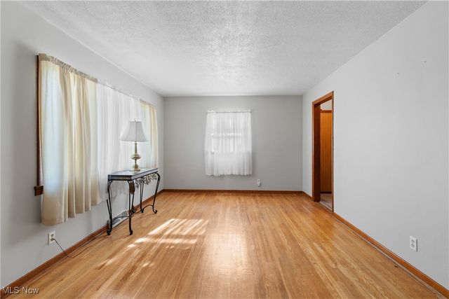 2122 Millerton Street SE, Canton, OH 44707