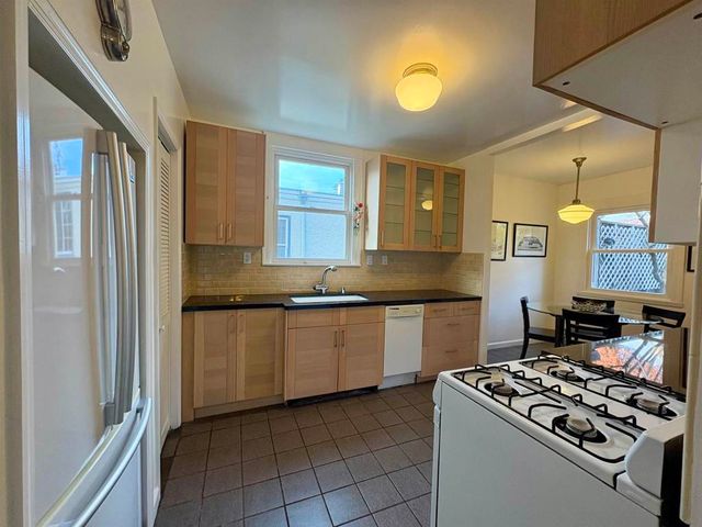 2818 Morgan Ave, Oakland, CA 94602