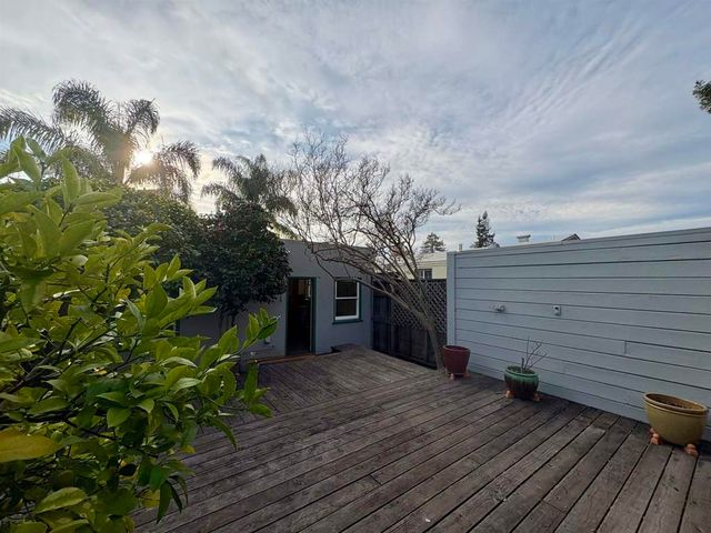 2818 Morgan Ave, Oakland, CA 94602