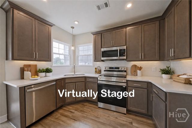 215 James Drive, Richmond Hill, GA 31324