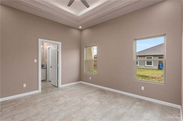 5928 N Playa Del Sol Street, Edinburg, TX 78542