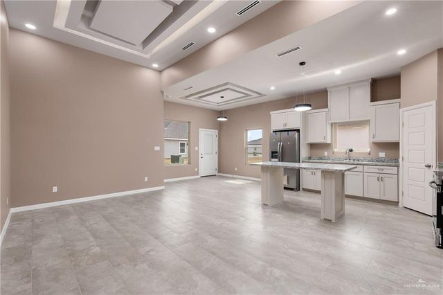 5928 N Playa Del Sol Street, Edinburg, TX 78542