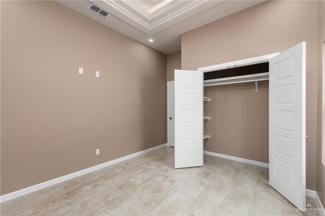 5928 N Playa Del Sol Street, Edinburg, TX 78542