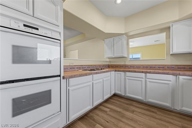 875 East Cave Avenue, Overton, NV 89040