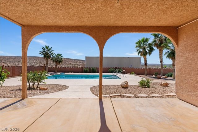 875 East Cave Avenue, Overton, NV 89040