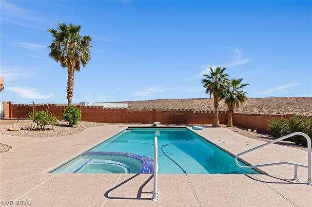 875 East Cave Avenue, Overton, NV 89040