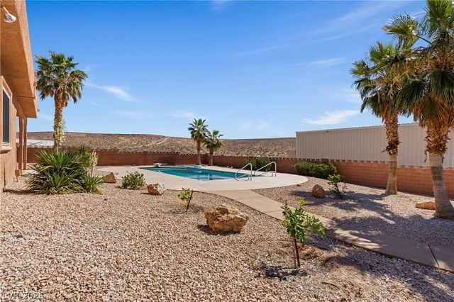 875 East Cave Avenue, Overton, NV 89040