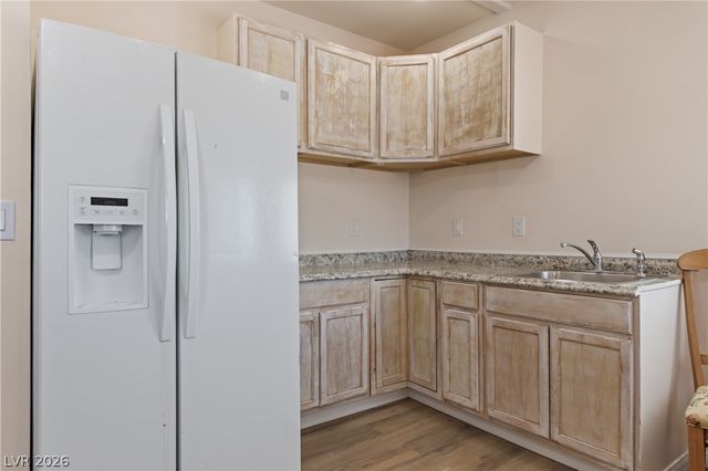 875 East Cave Avenue, Overton, NV 89040