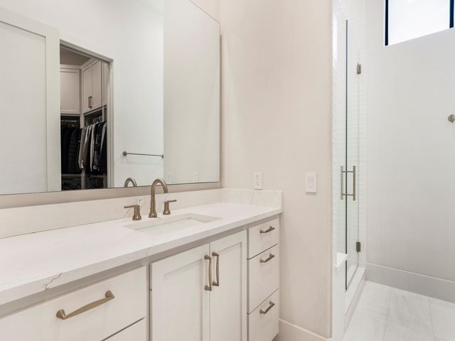 4024 Chatham Lane, Houston, TX 77027