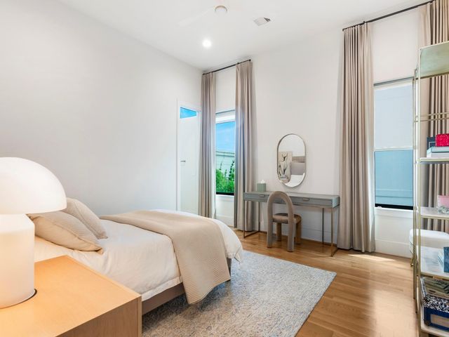 4024 Chatham Lane, Houston, TX 77027