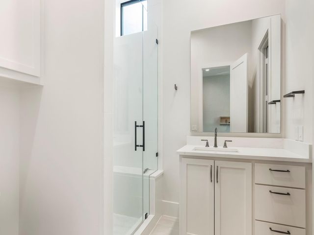 4024 Chatham Lane, Houston, TX 77027